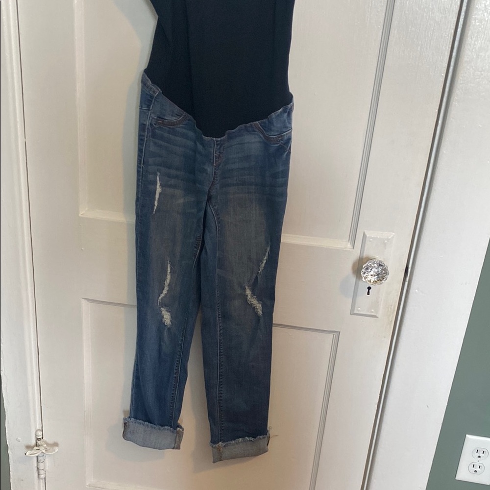 1822 Denim Ripped Capri Length Maternity Jeans